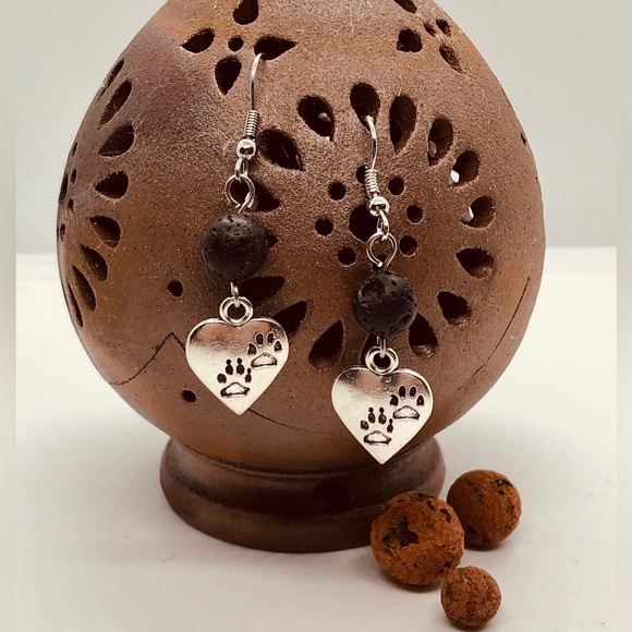 Pet Paw Aromatherapy Earrings - Picture 1 of 1